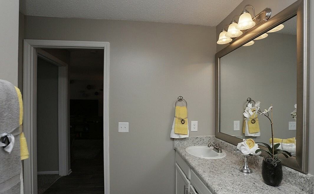 Caledon Apartments - Photo 5 of 50