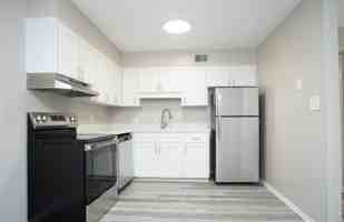 featured image of 320 Spruce Street