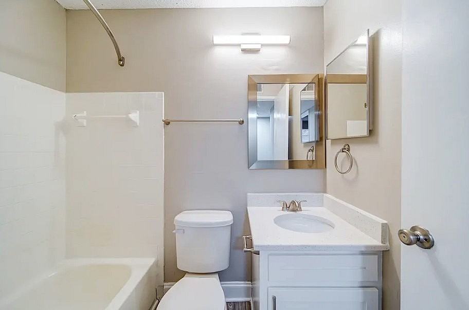 The Bryant - Photo 4 of 46