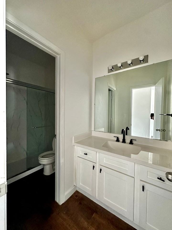 Allen Place - Photo 3 of 8