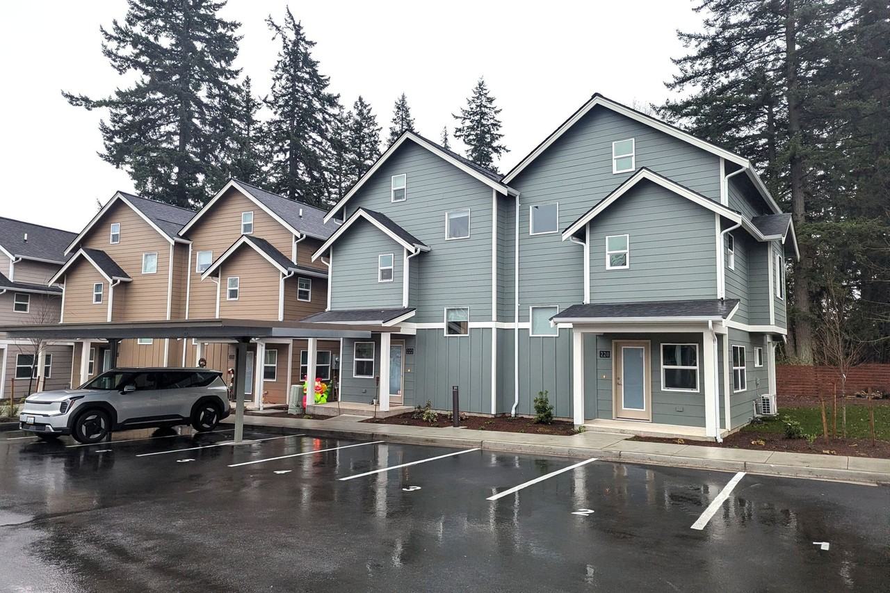 Tull Road Townhomes - Photo 4 of 45