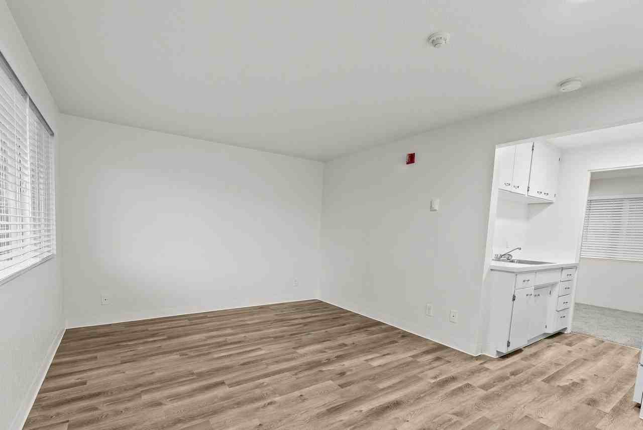 Bayview (105) - Photo 5 of 23