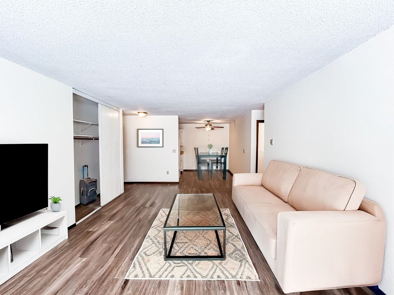 2324 Bryant Ave S - Photo 3 of 4