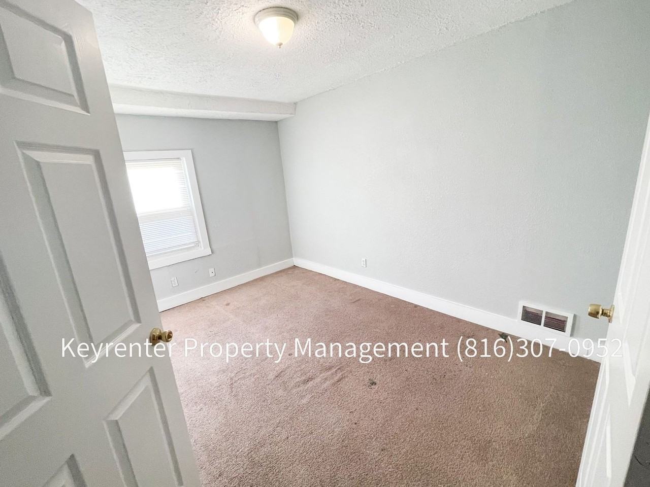 3742 Benton Blvd - Photo 7 of 26