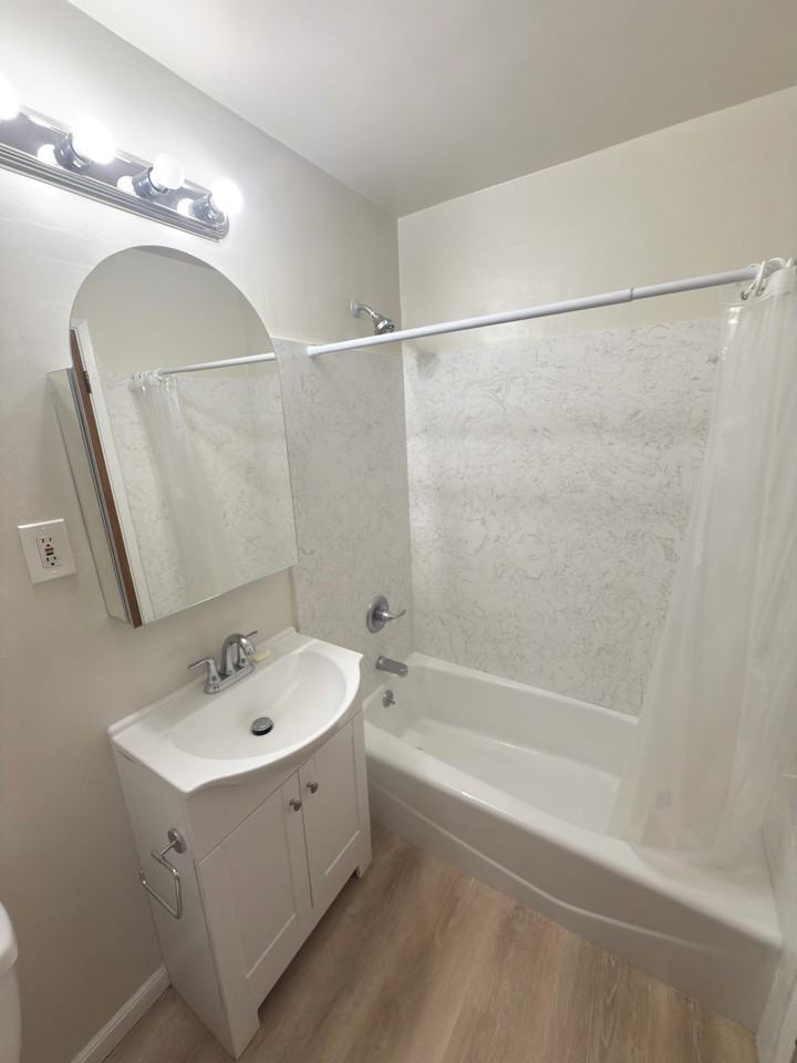 Judah Street - Photo 5 of 5