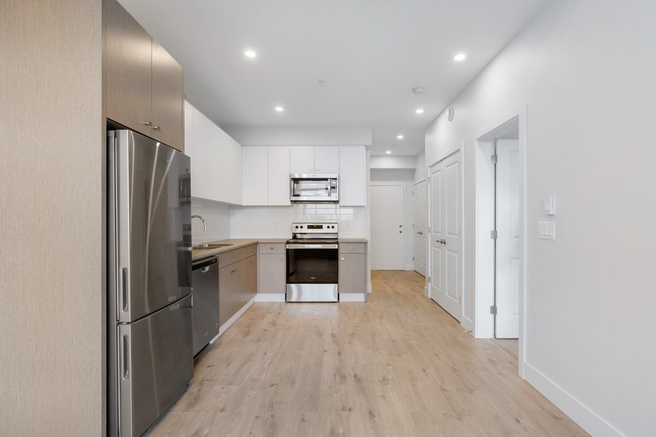 Cinema Condos Building 2 - Photo 4 of 22