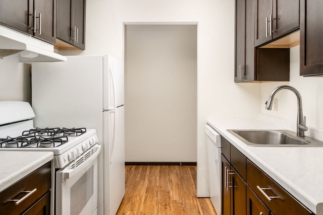 2321 Aldrich Ave S - Photo 2 of 5