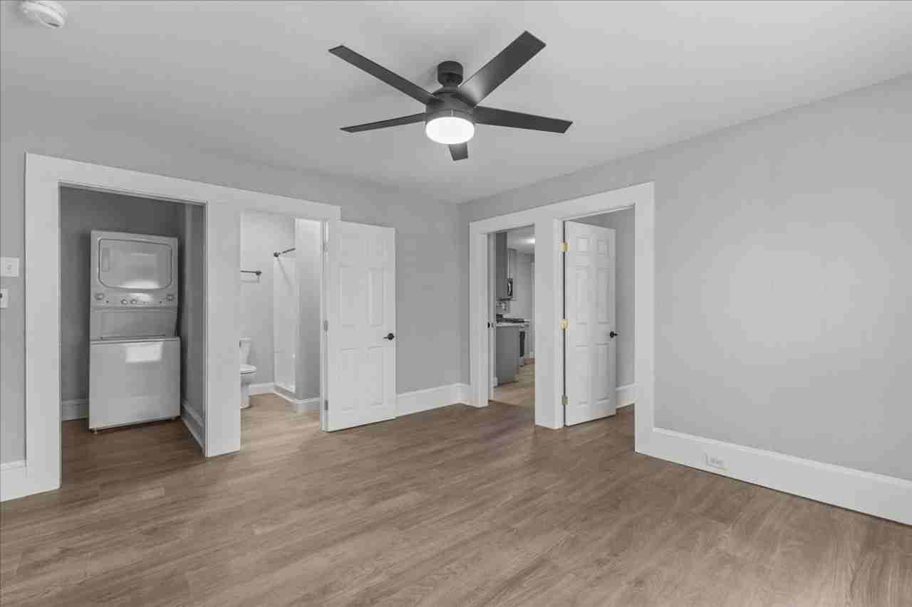 88-94 Lafountain St - Photo 4 of 22