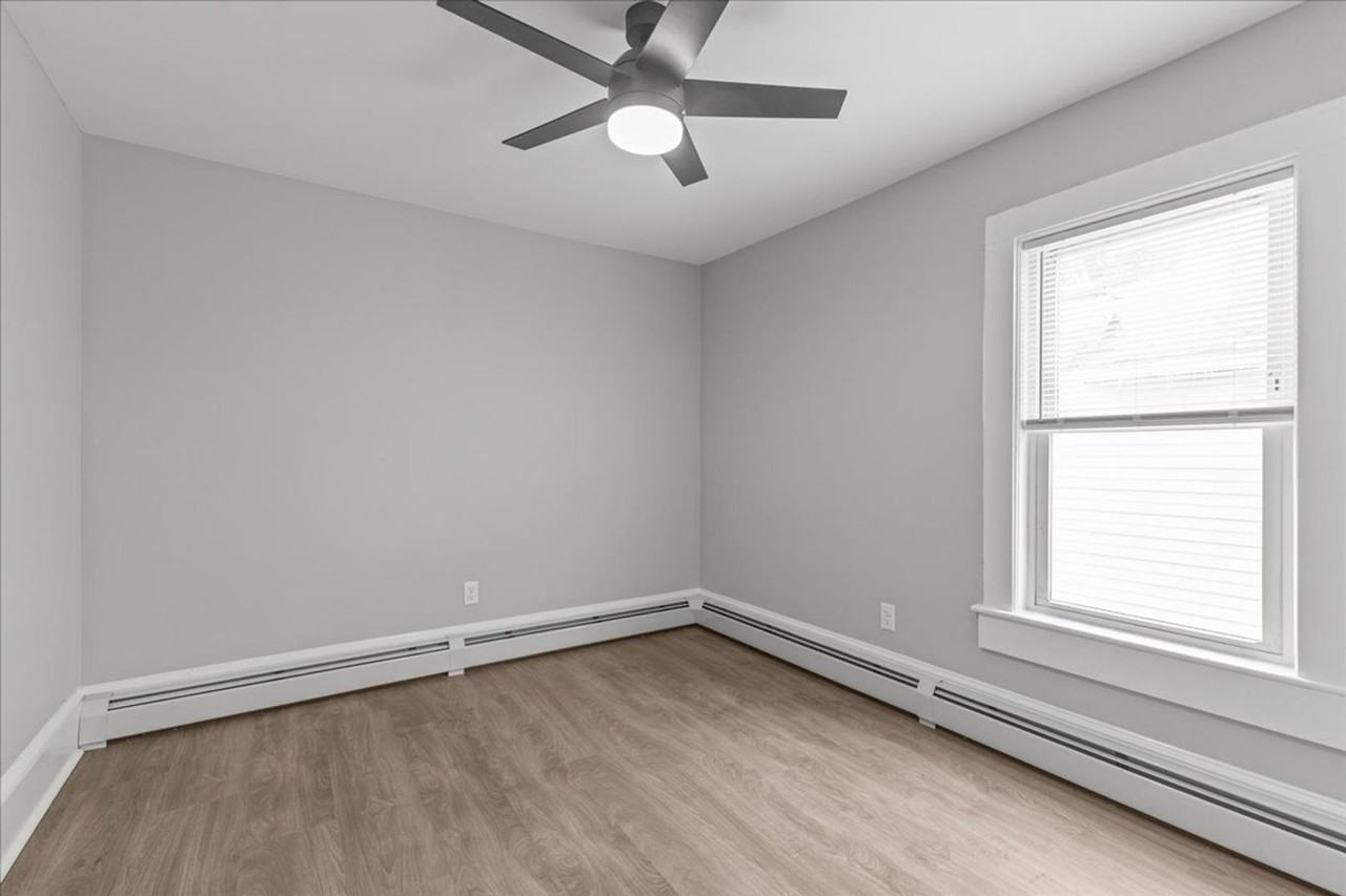 88-94 Lafountain St - Photo 5 of 22