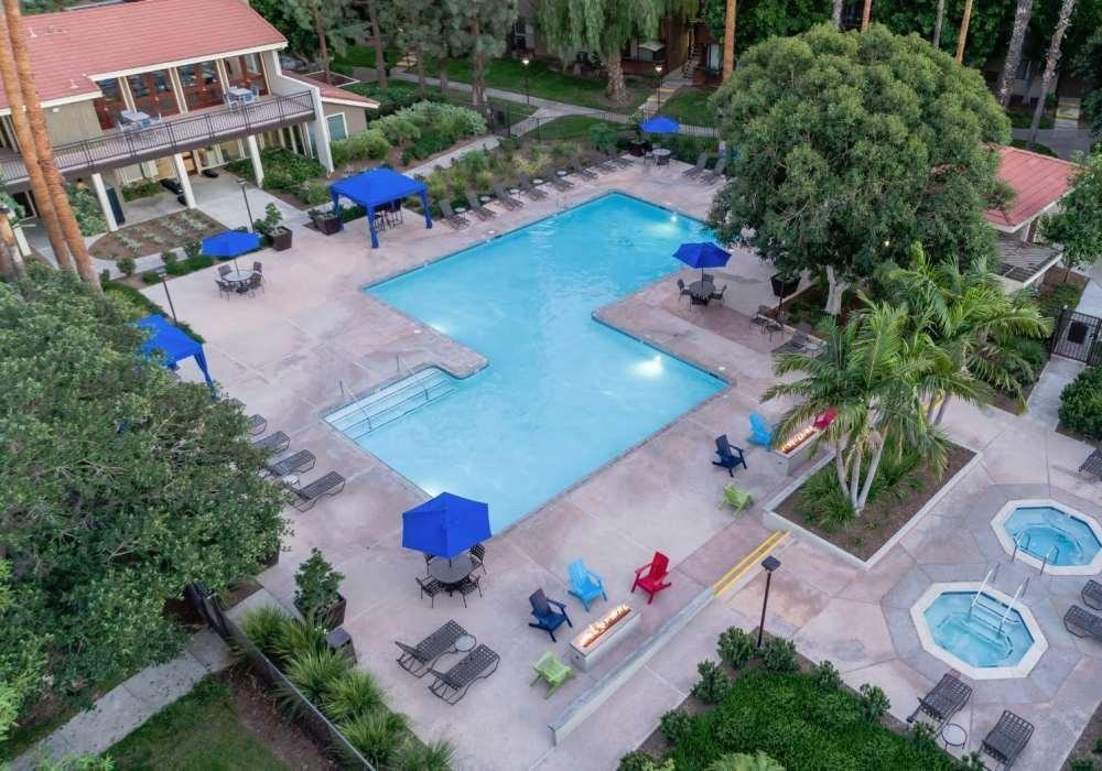 1700 Via Pacifica - Photo 7 of 31