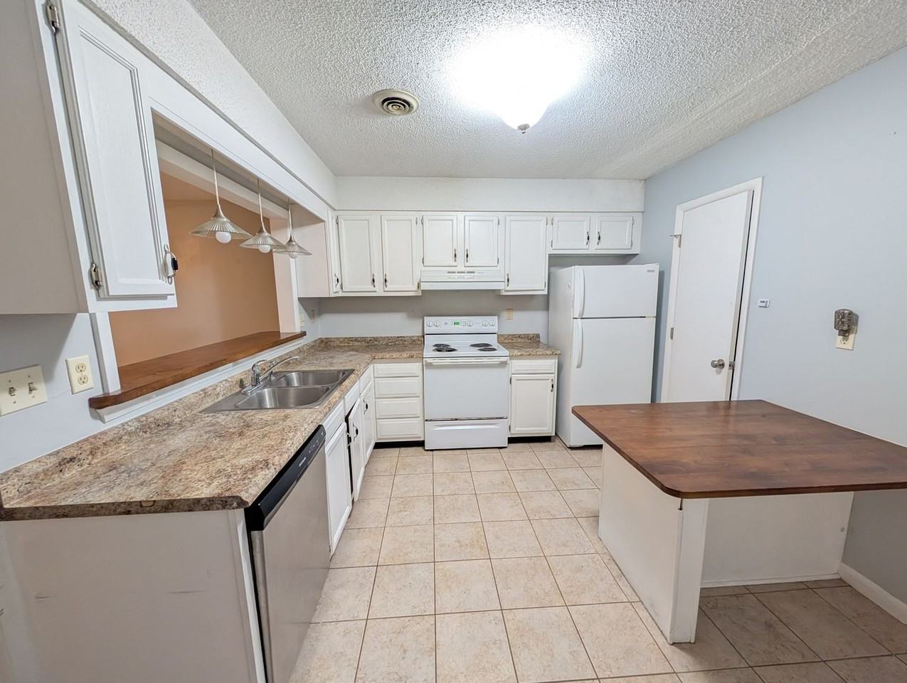 8 Azalea Road - Photo 3 of 11