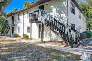 featured image of 49 College Drive