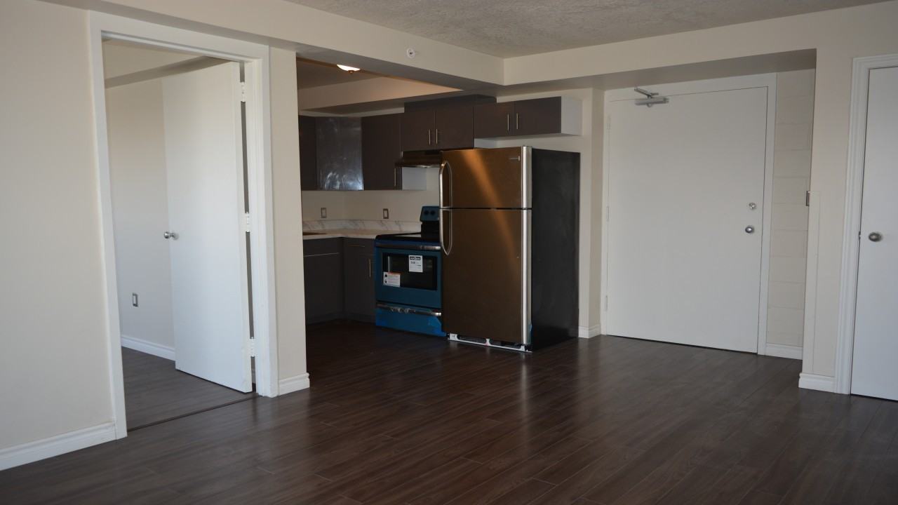 570 207-570 King Street West #207 - Photo 4 of 9