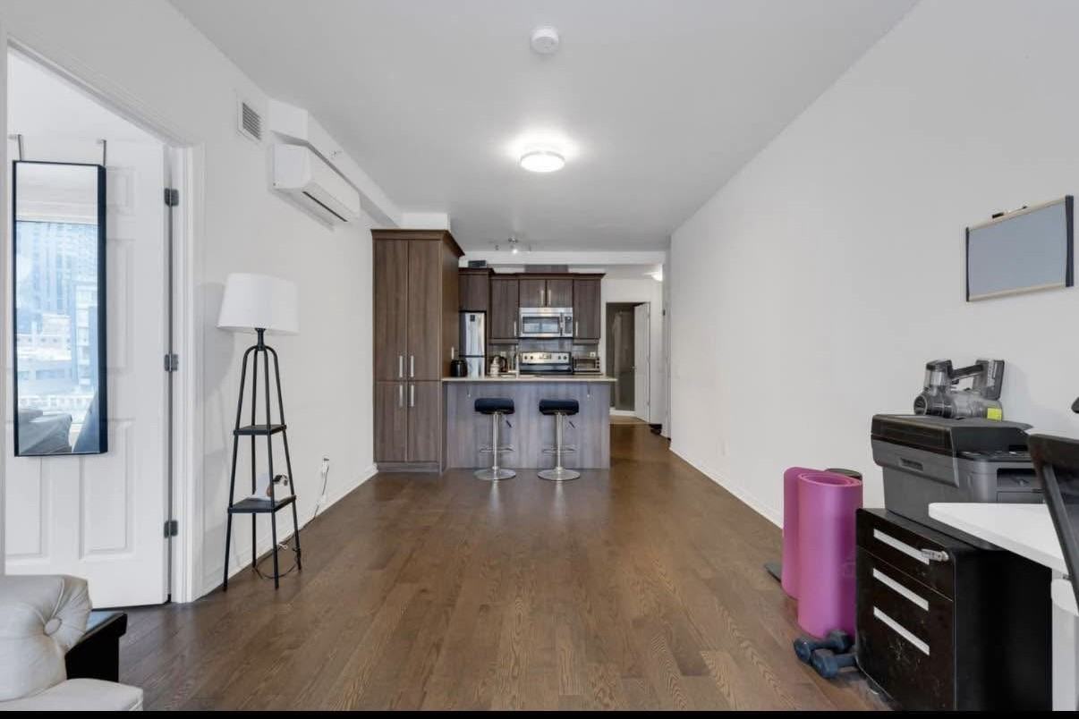 1205 Rue Mackay - Photo 5 of 14