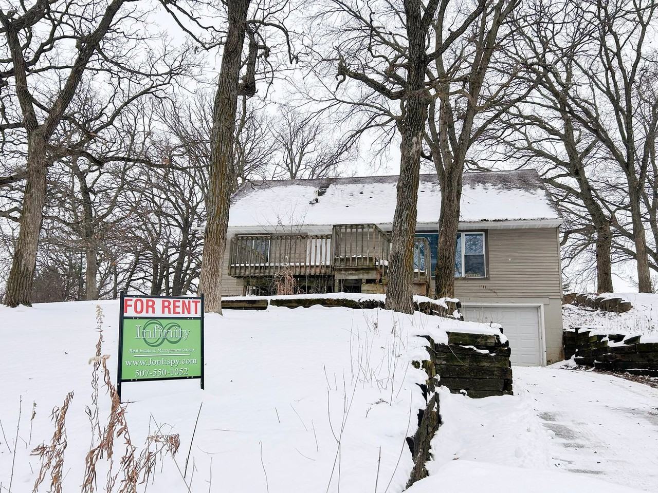 12 25th Street Southwest