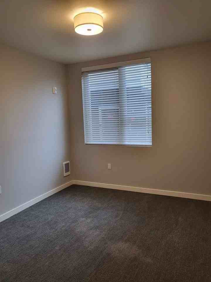 Pacific Ridge Apartments - Photo 4 of 42