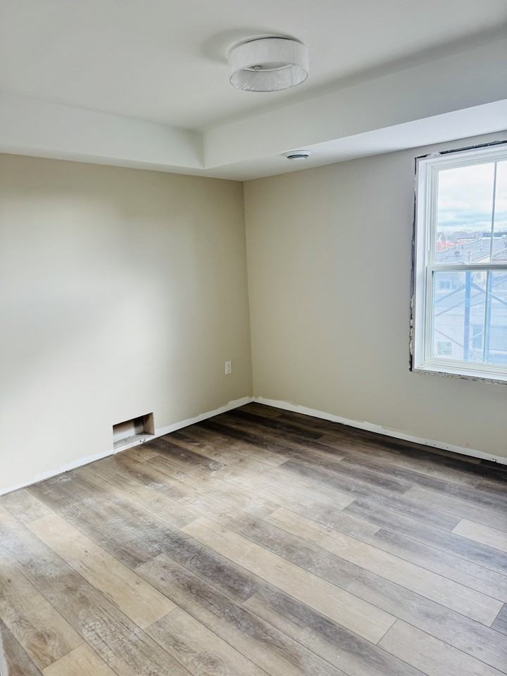 1 John St #1 - Photo 7 of 10