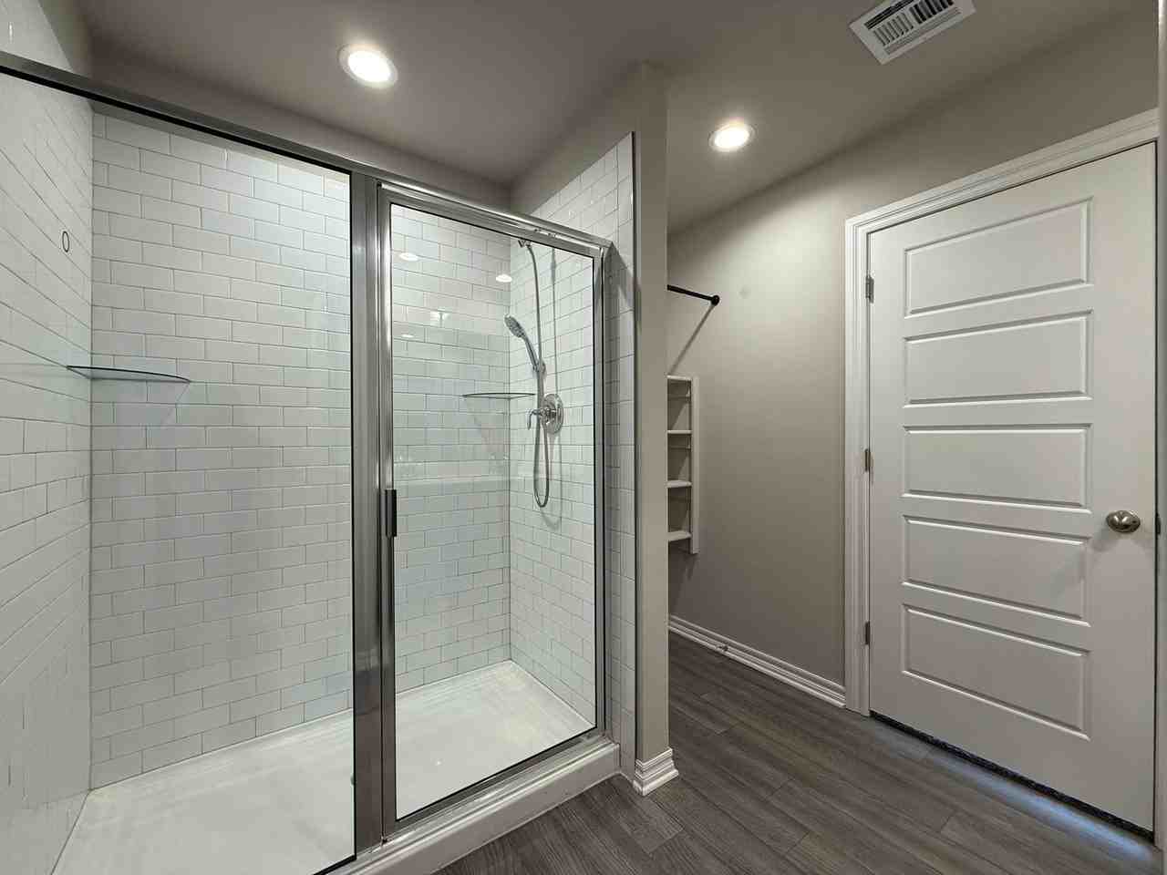 4301 Montage Blvd - Photo 6 of 18