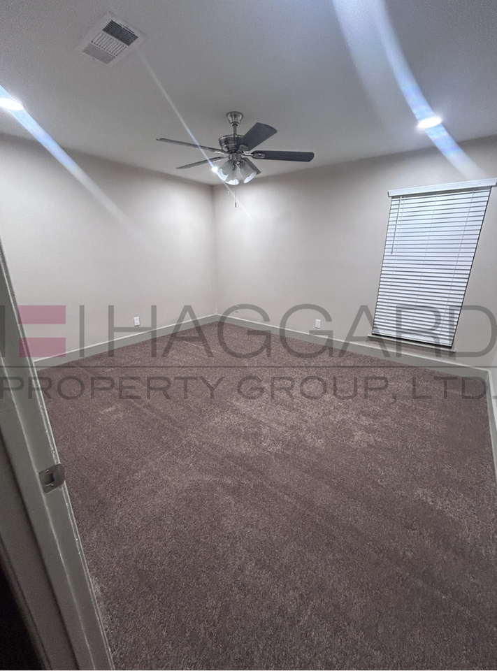 8879 Marilyn Dr - Photo 7 of 12