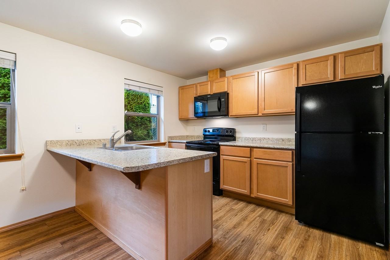 Hilda Lane Apartments - Photo 2 of 15