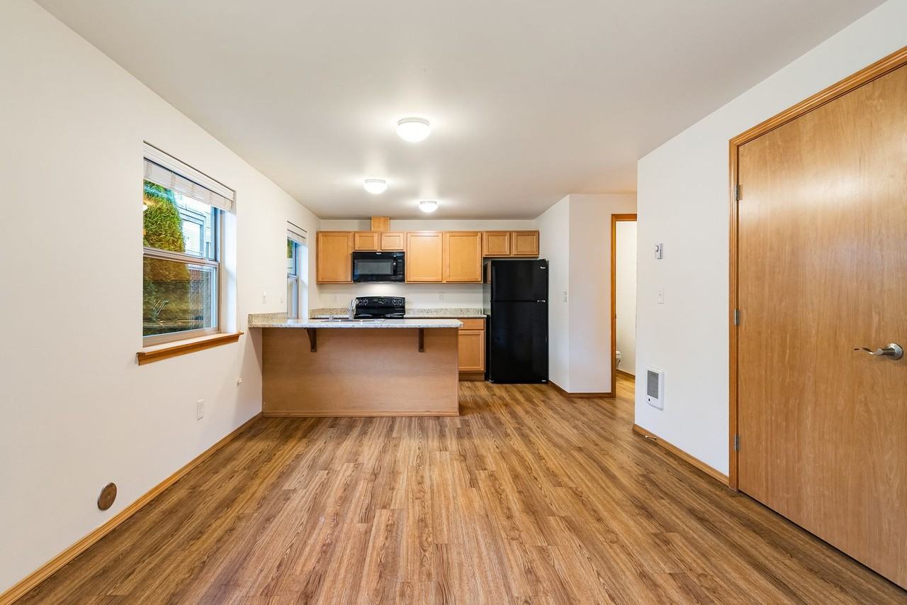 Hilda Lane Apartments - Photo 6 of 15