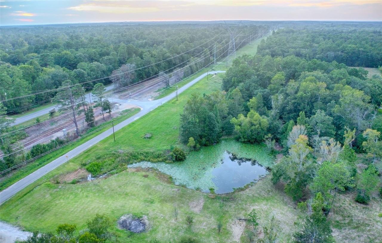 22311 Warwick Glen Drive - Photo 5 of 37