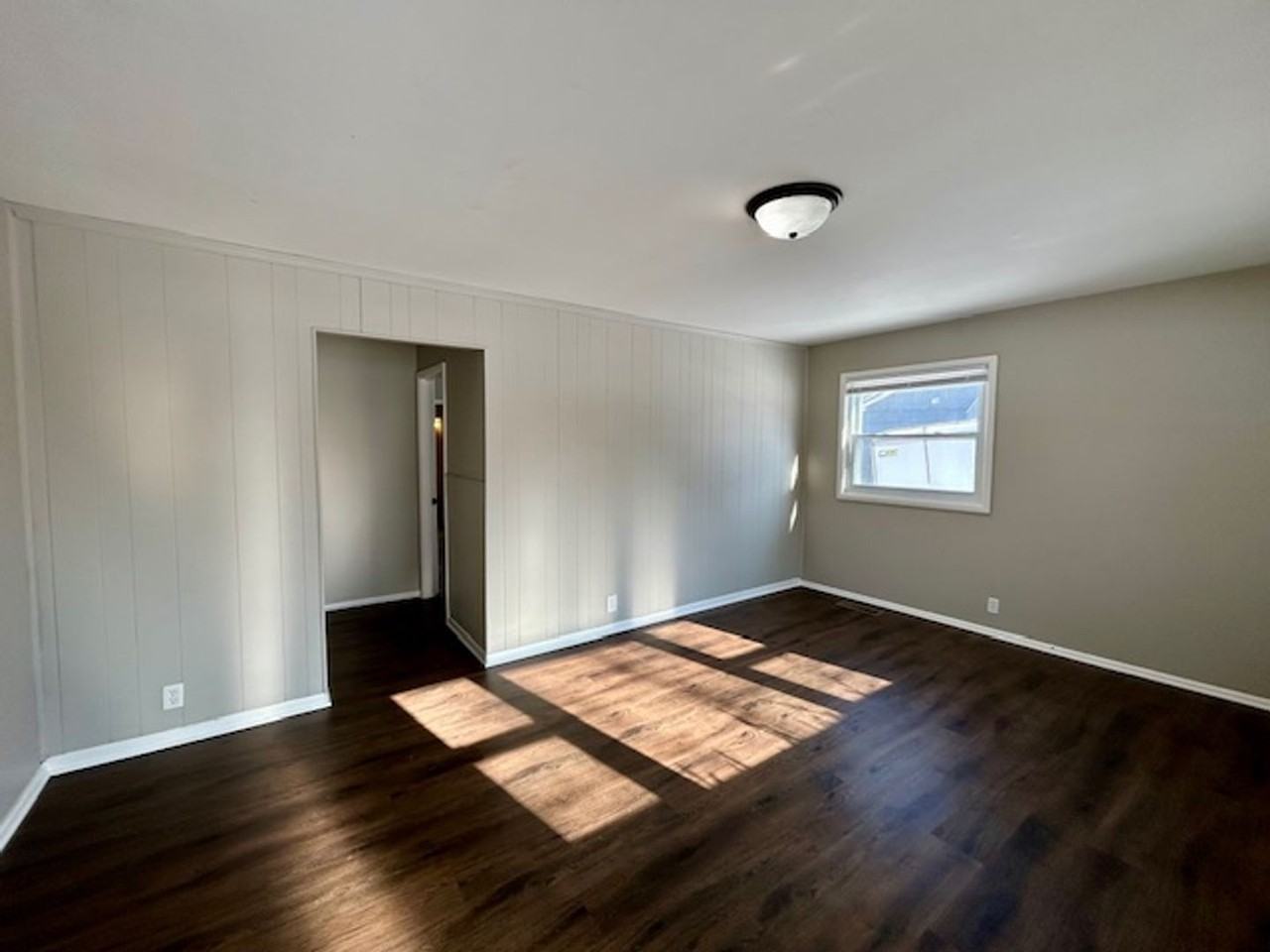 6740 Doris Dr - Photo 5 of 28