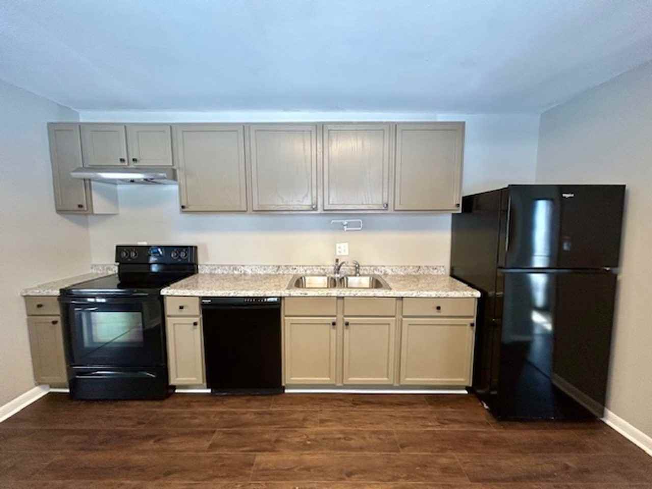 6740 Doris Dr - Photo 7 of 28