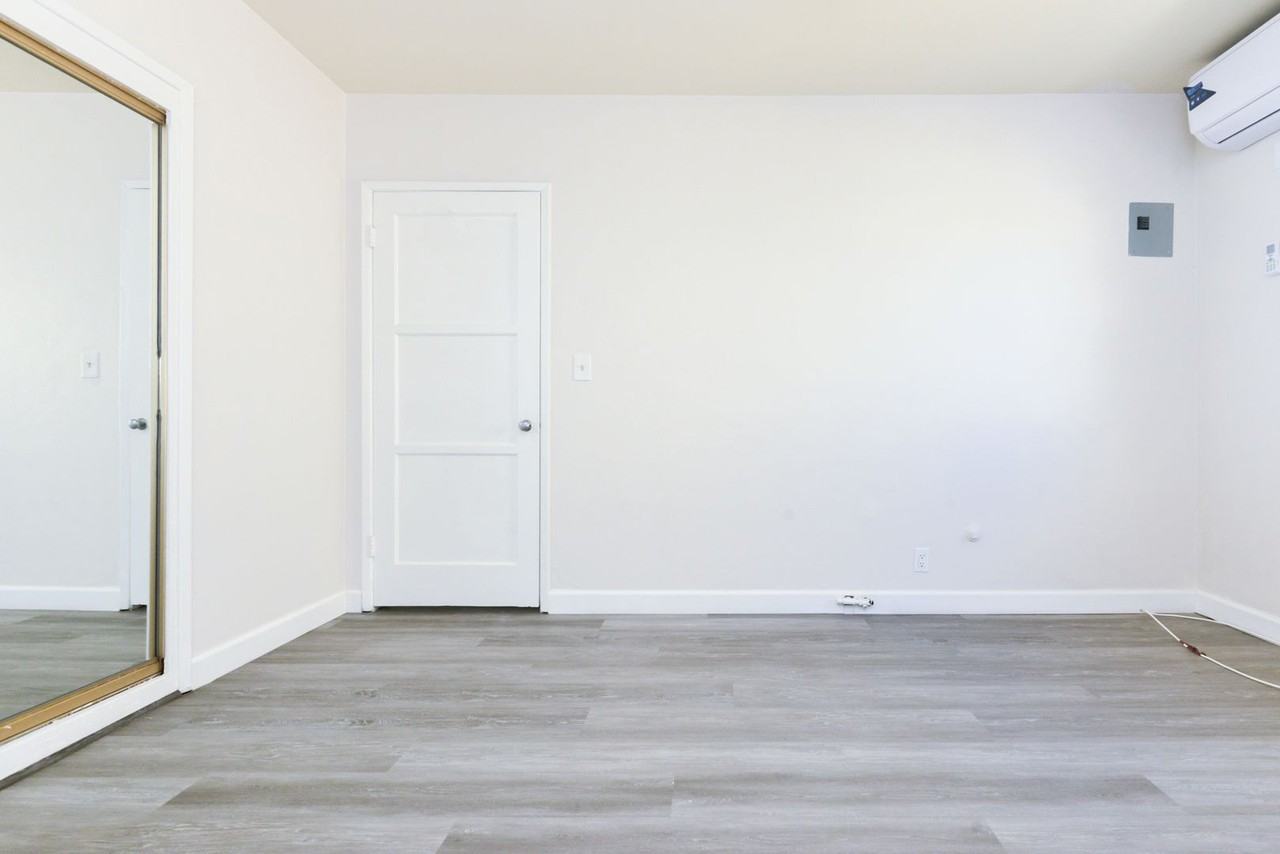 Berendo Street Apartments - Photo 6 of 28