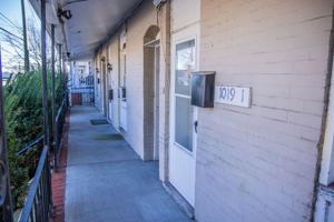 featured image of 1019 W Leigh St