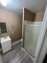 GRY - 2406 - Photo 1 of 1