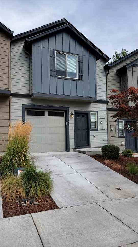 11309 Northeast 14th Court - Photo 2 of 21