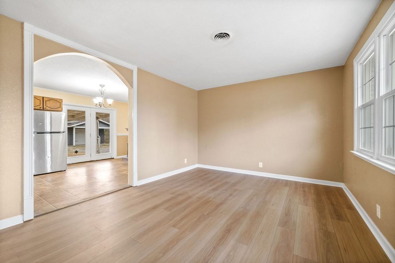 2107 Seven Mile Ferry Rd - Photo 6 of 27