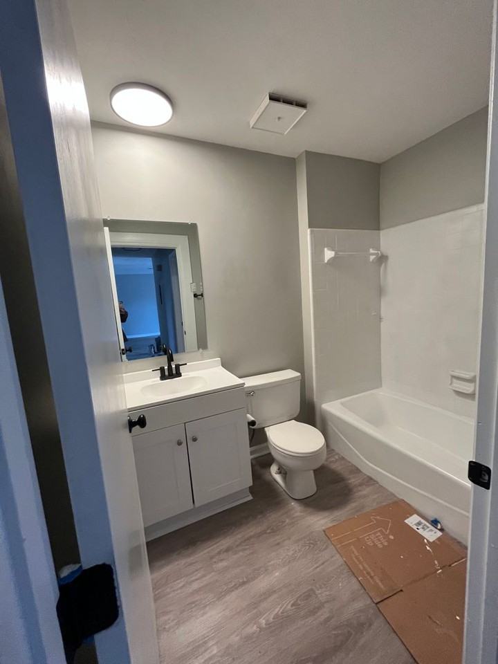 1332 Fuller Rd - Photo 7 of 9