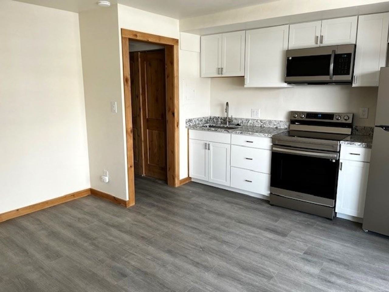 32a Summit Yacht Club 32A Lower - Photo 2 of 10