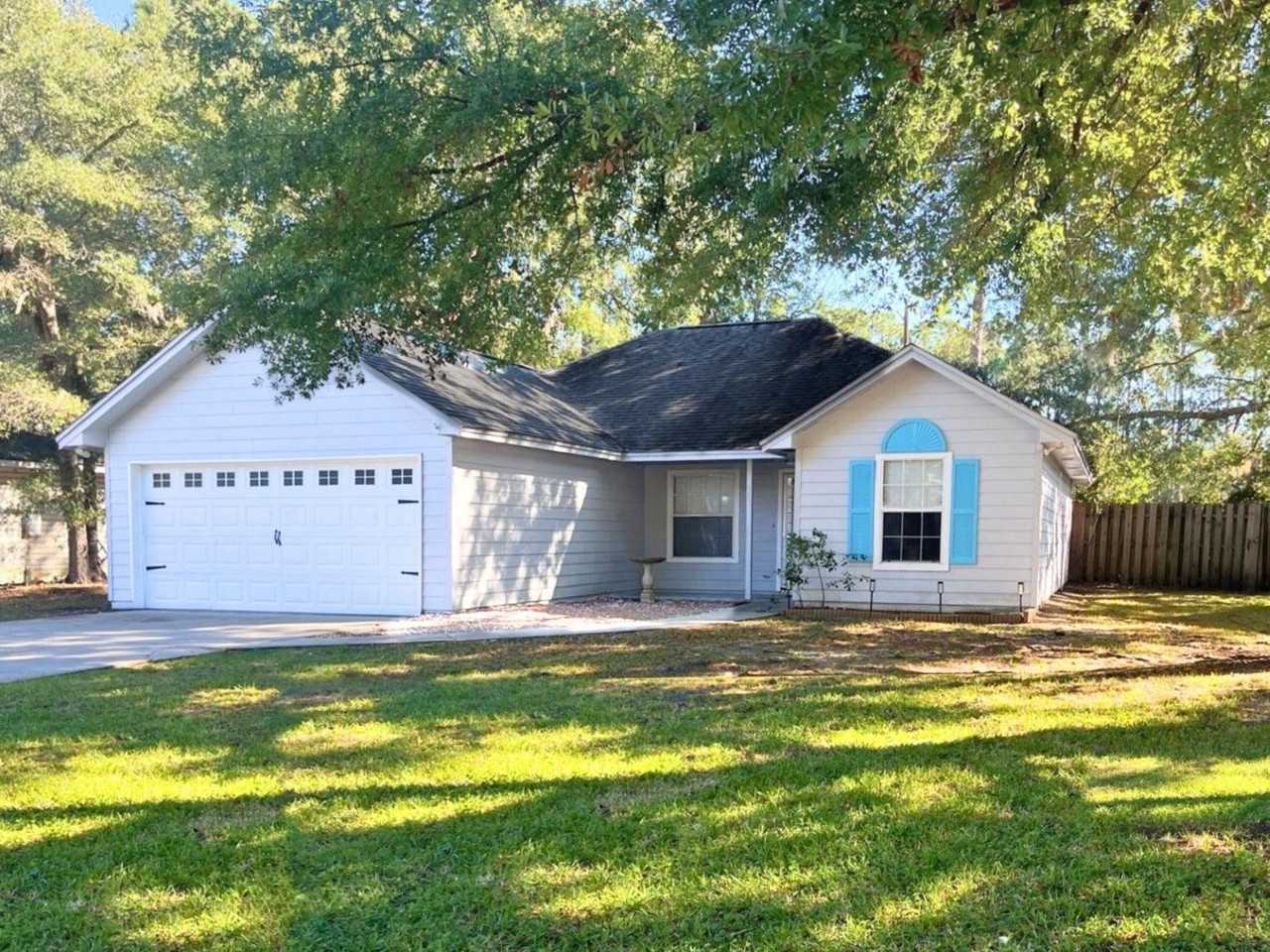 304 Mcqueen Cir - Photo 2 of 44