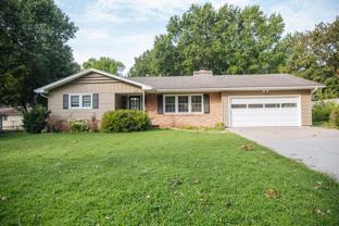 3069 South Greenbrier Avenue - Photo 1 of 1