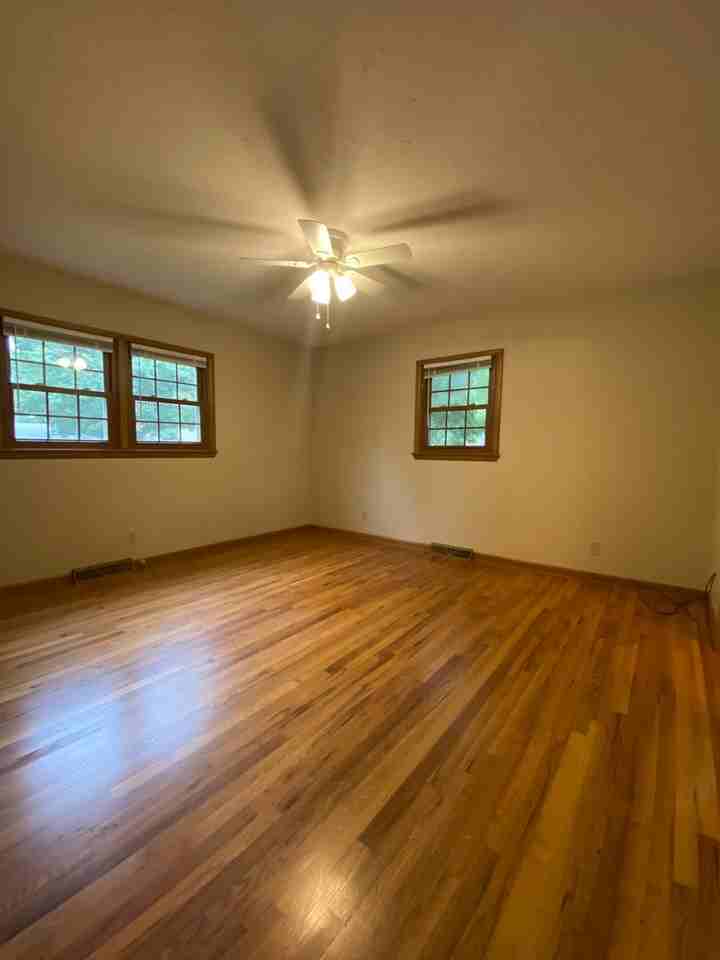 3069 S Greenbriar Ave - Photo 7 of 50