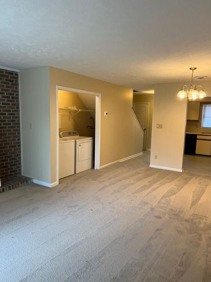 1025 Carolina Rd - Photo 7 of 25