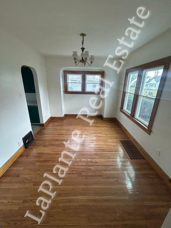 1842 Marlow Road - Photo 6 of 23