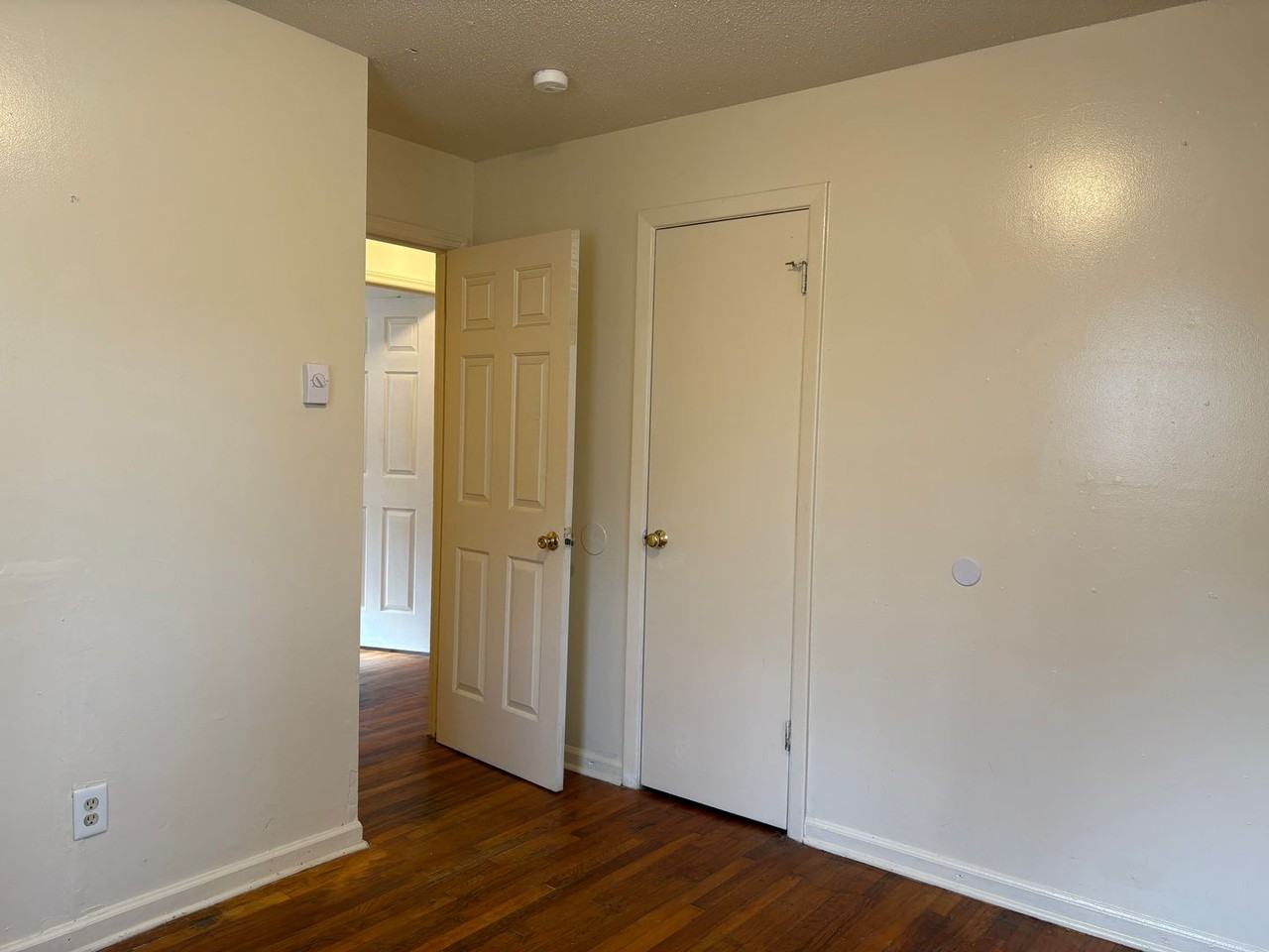 1301 Wise Ave - Photo 6 of 11