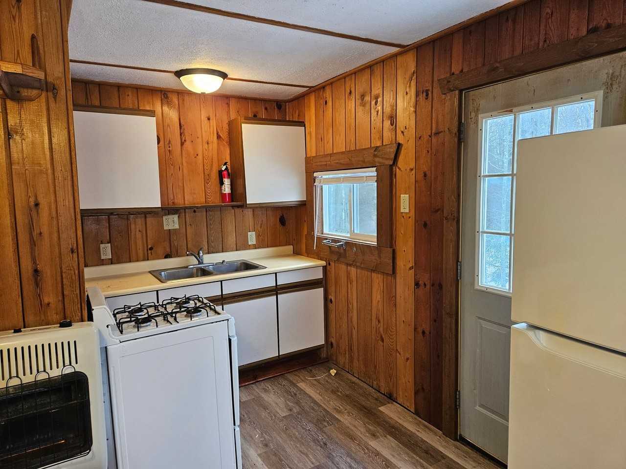 Wildwood-Wejack Cabins - Photo 3 of 12