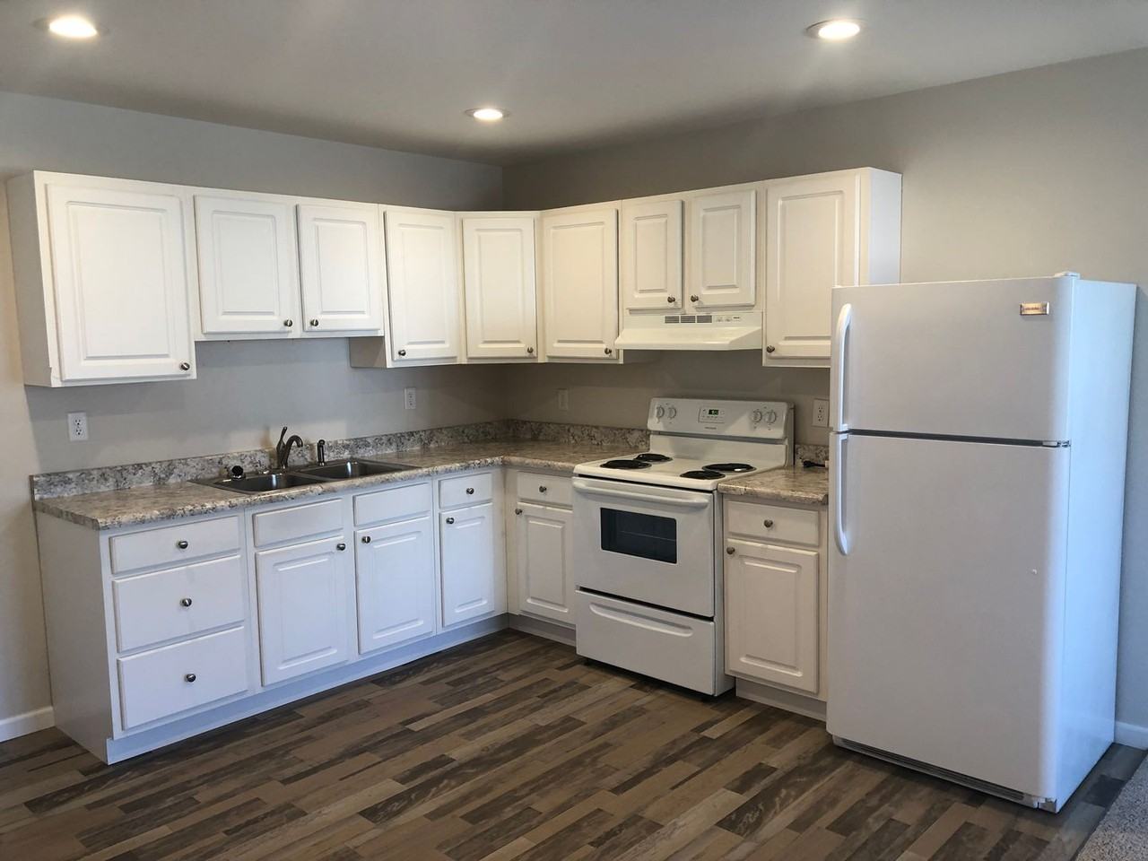 Manchester Senior Housing - Photo 3 of 8