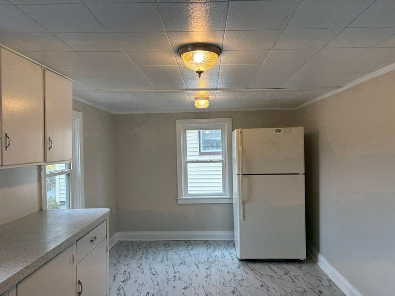 251 Wayne Ave - Photo 6 of 20