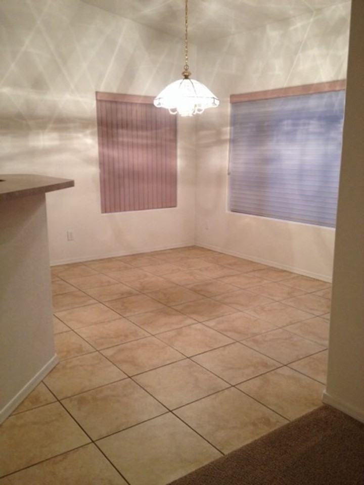 6956 Sandhurst Drive - Photo 7 of 24