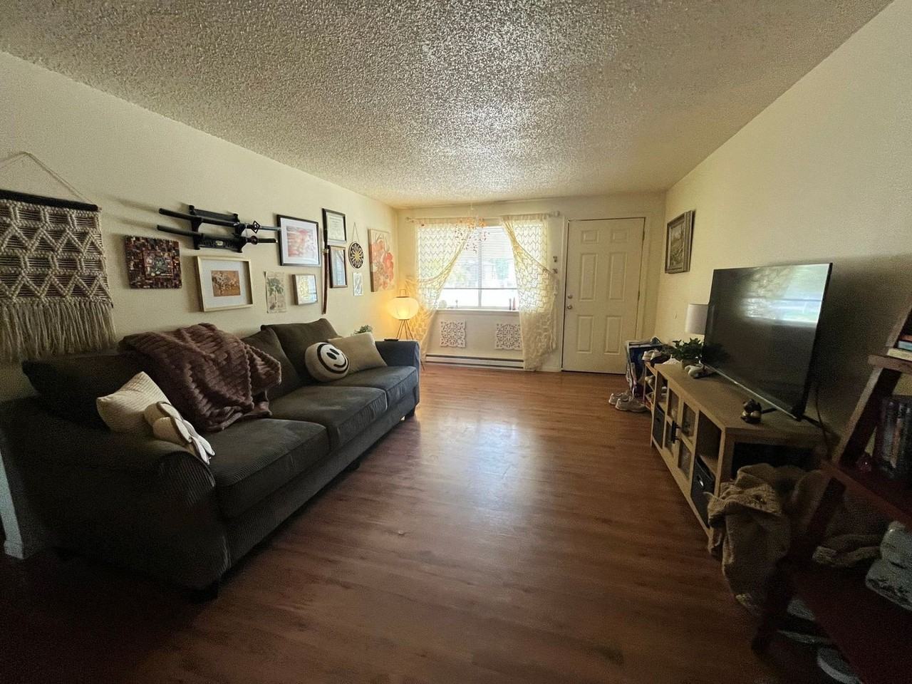 1251 E 6th St - Photo 2 of 9