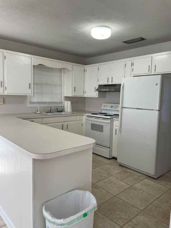 918 Woodville Hwy - Photo 5 of 19