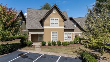 featured image of 101 West Lane