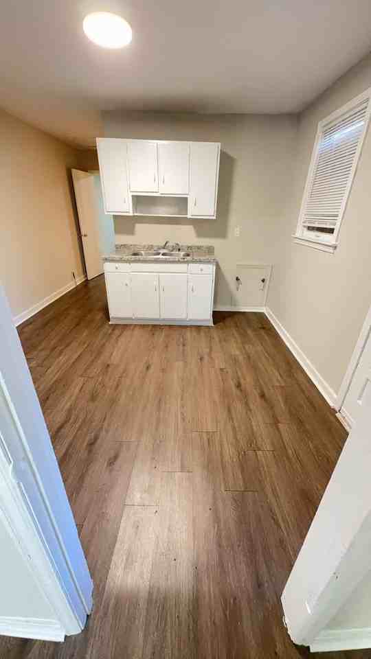 2219 Clayton Avenue - Photo 3 of 5