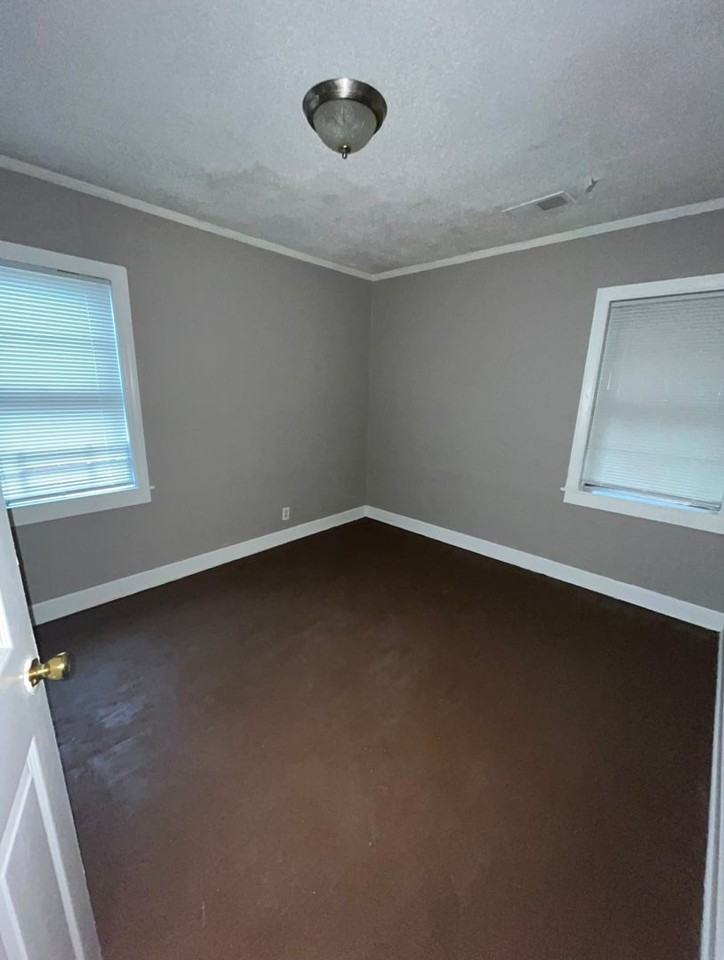 1507 Wilson Street - Photo 5 of 9